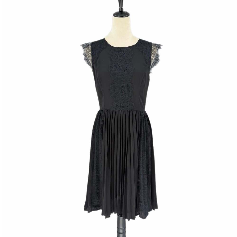 Banana Republic Black Lace Pleated Cocktail Feminine Whimsygoth Coquette Dress